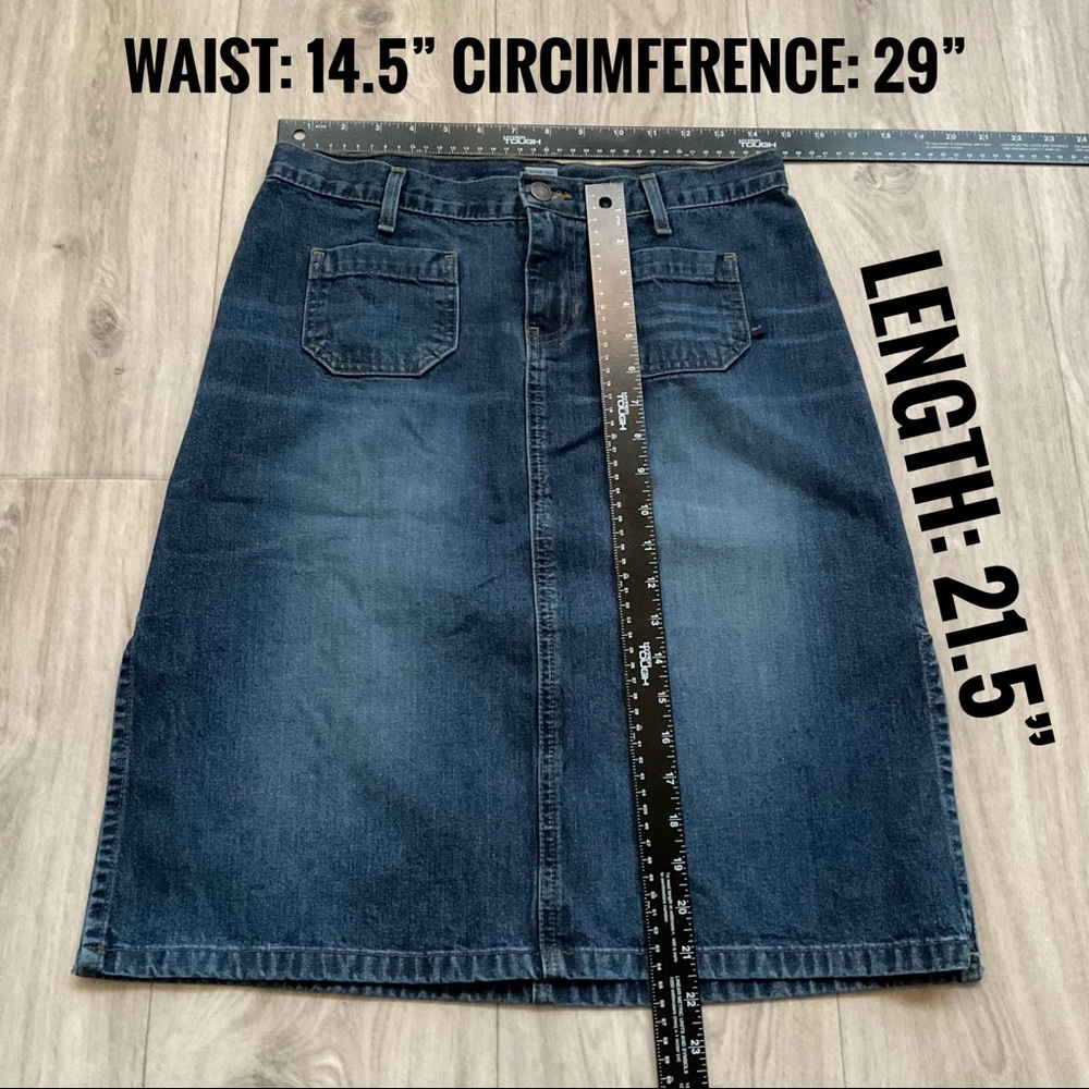 Abercrombie and Fitch denim skirt dark stone wash - Picture 6 of 7